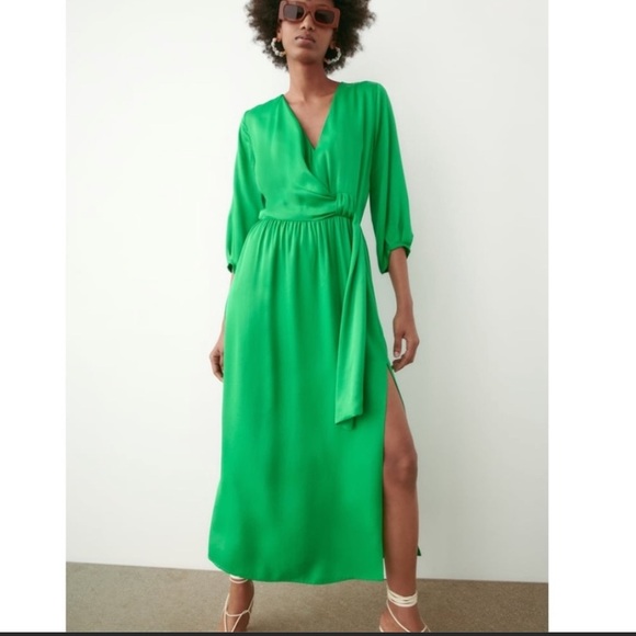 ZARA GREEN KNOTTED SATIN EFFECT DRESS Size S - Picture 1 of 11